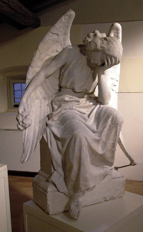 Angelo dolente (statua) di Ricci, Antonio (attribuito) (inizio sec. XX)