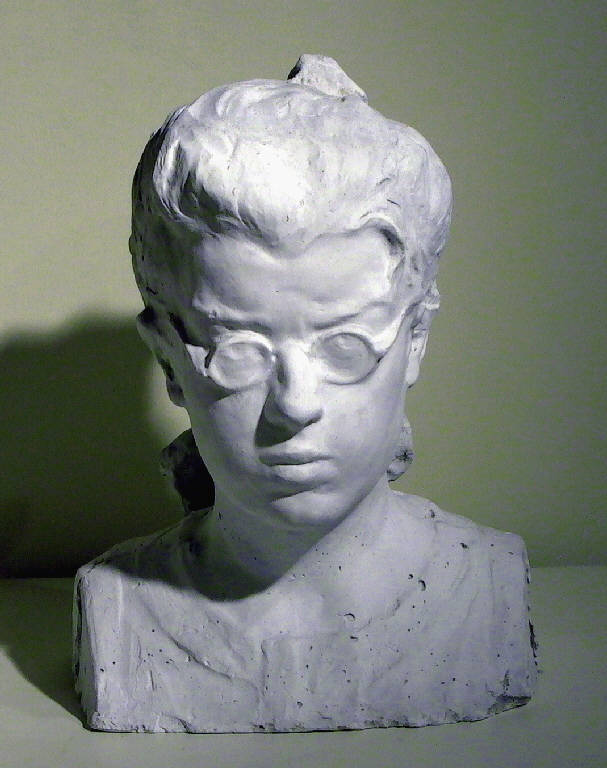 Testa femminile (fanciulla con gli occhiali) (busto) di Borsato Tullio (primo quarto sec. XX)