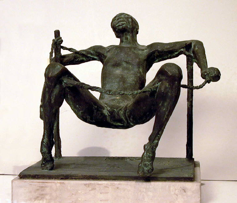 Pugile alle corde, Allegoria dell'alienazione con pugile alle corde (statua) di Pelati Vittorio (sec. XX)