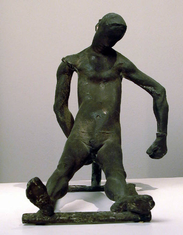 Il pugile all'angolo, Allegoria dell'alienazione con pugile all'angolo (statua) di Pelati Vittorio (sec. XX)
