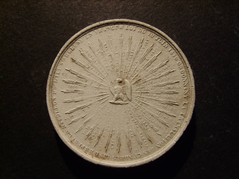 Medaglia commemorativa del ritorno in Francia delle ceneri di Napoleone, Aquila raggiata (calco) - ambito italiano (sec. XIX)