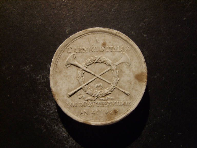 Medaglia commemorativa delle battaglie di Castiglione e Peschiera, Trombe e corona d'alloro (calco) - ambito italiano (prima metà sec. XIX)