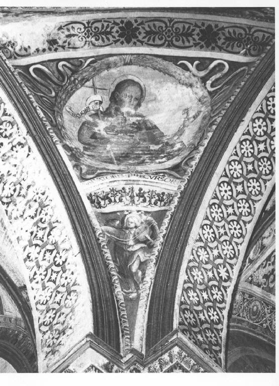 MOTIVI DECORATIVI A GROTTESCHE CON ANGELO E SAN GIOVANNI BATTISTA (dipinto murale) (fine/inizio secc. XV/ XVI)