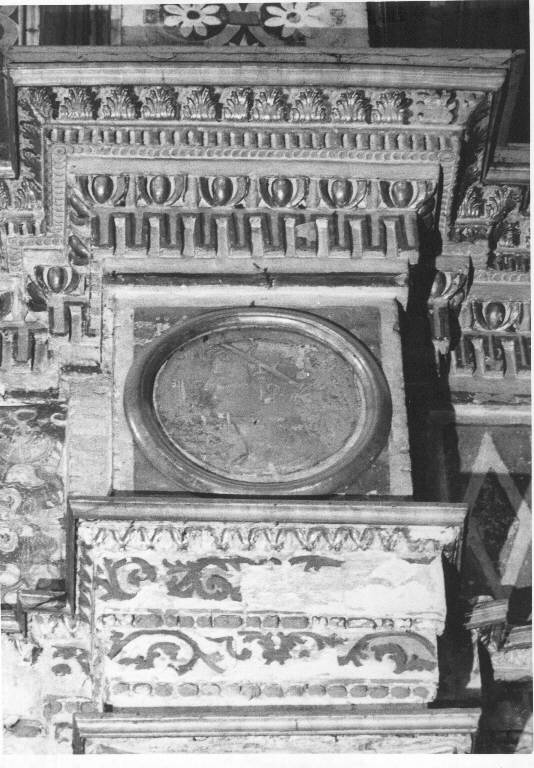 TESTA D'UOMO CORONATA DI PROFILO (dipinto murale) (inizio sec. XVI)
