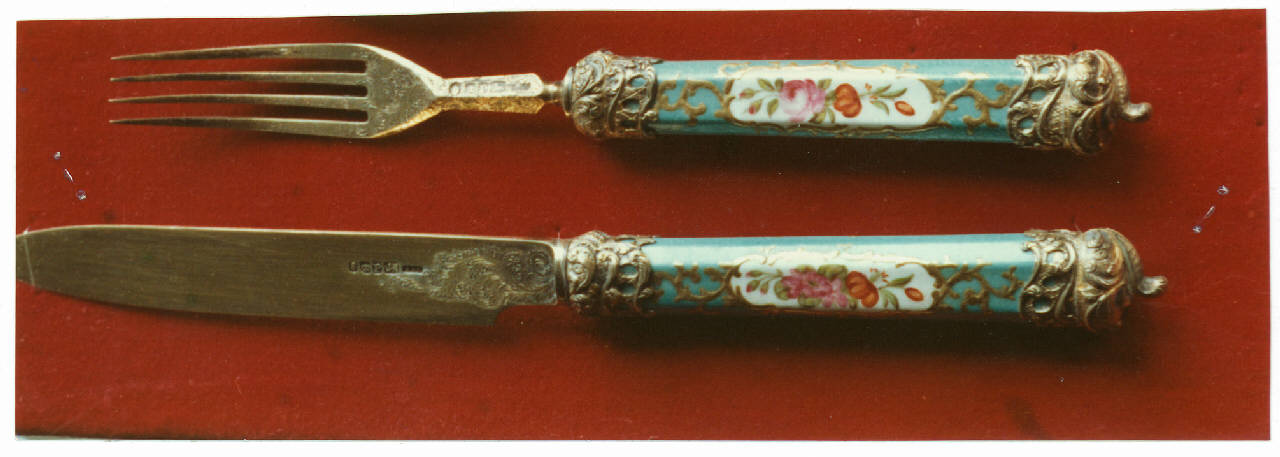 coltello di Aktin & Oxley - manifattura di Minton (sec. XIX)