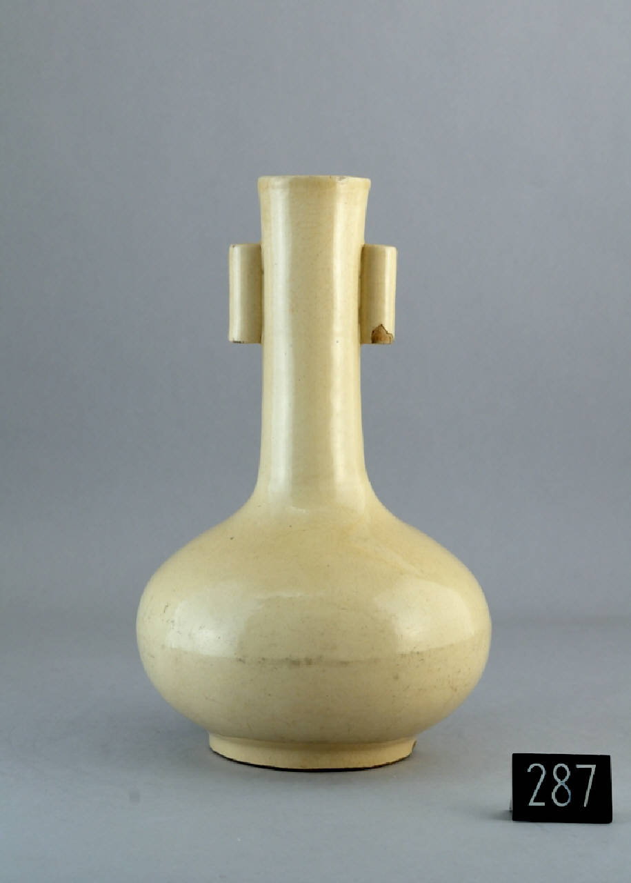 vaso (vaso) - produzione cinese (seconda metà sec. XIX)