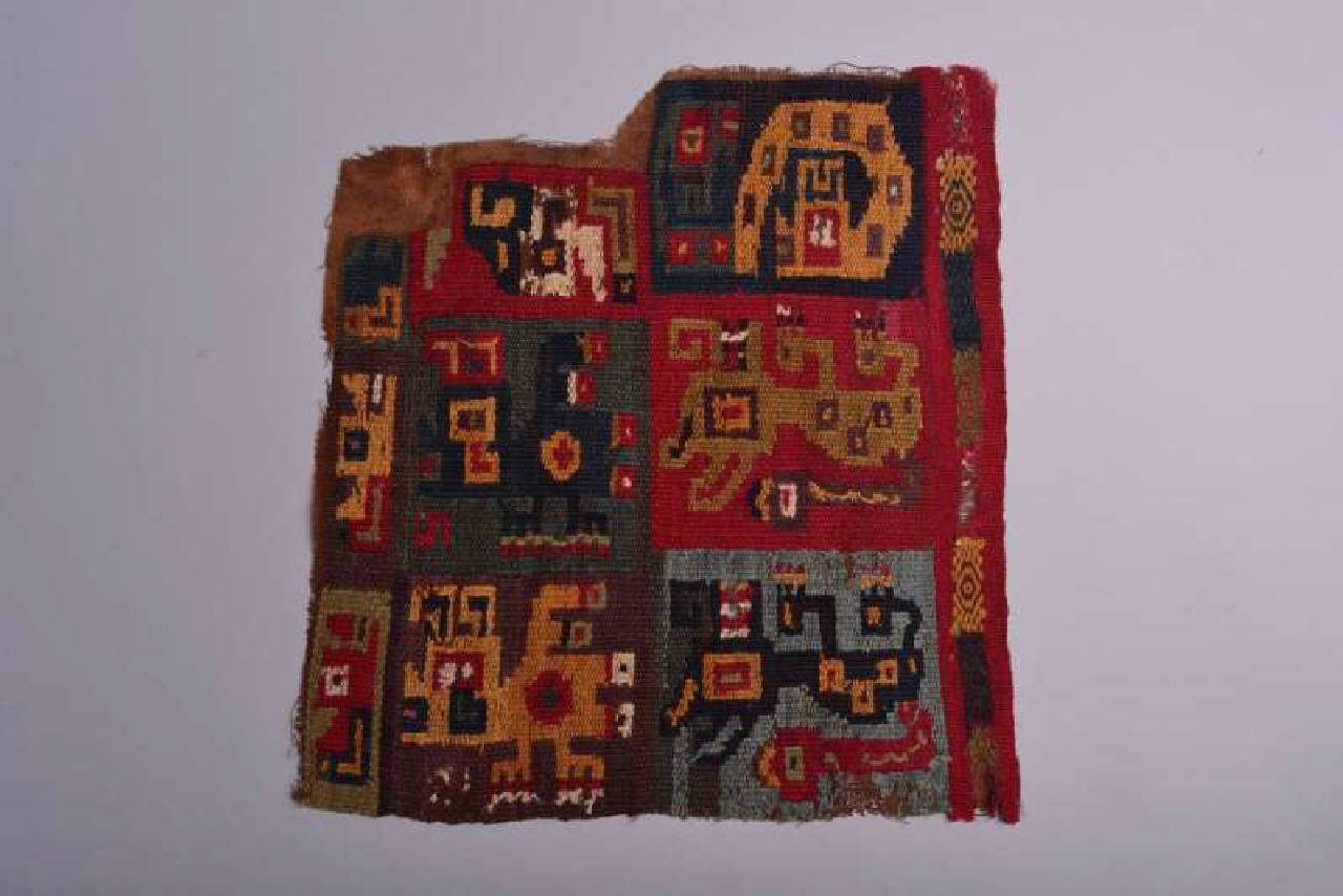 frammento di bordura di manto - Cultura Nasca-Huari (secc. VIII/ XI)