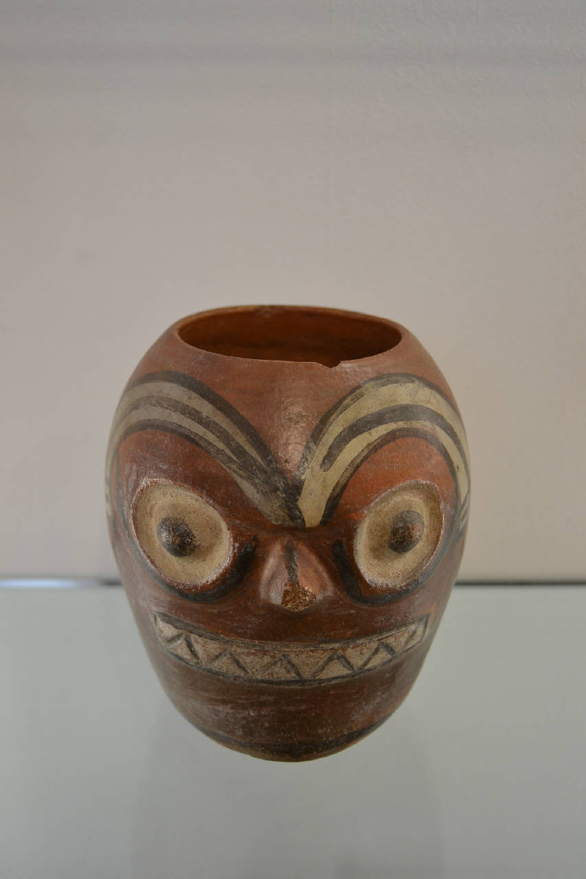 bicchiere - Cultura Nasca-Huari (secc. VII/ IX)