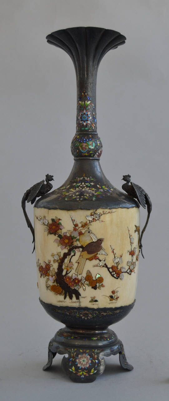 fiori e uccelli (vaso) - manifattura giapponese (fine/inizio secc. XIX/ XX)