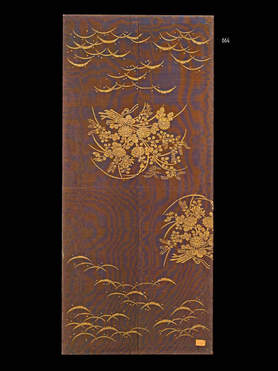 crisantemi (tessuto) - manifattura giapponese (sec. XIX||sec. XIX)