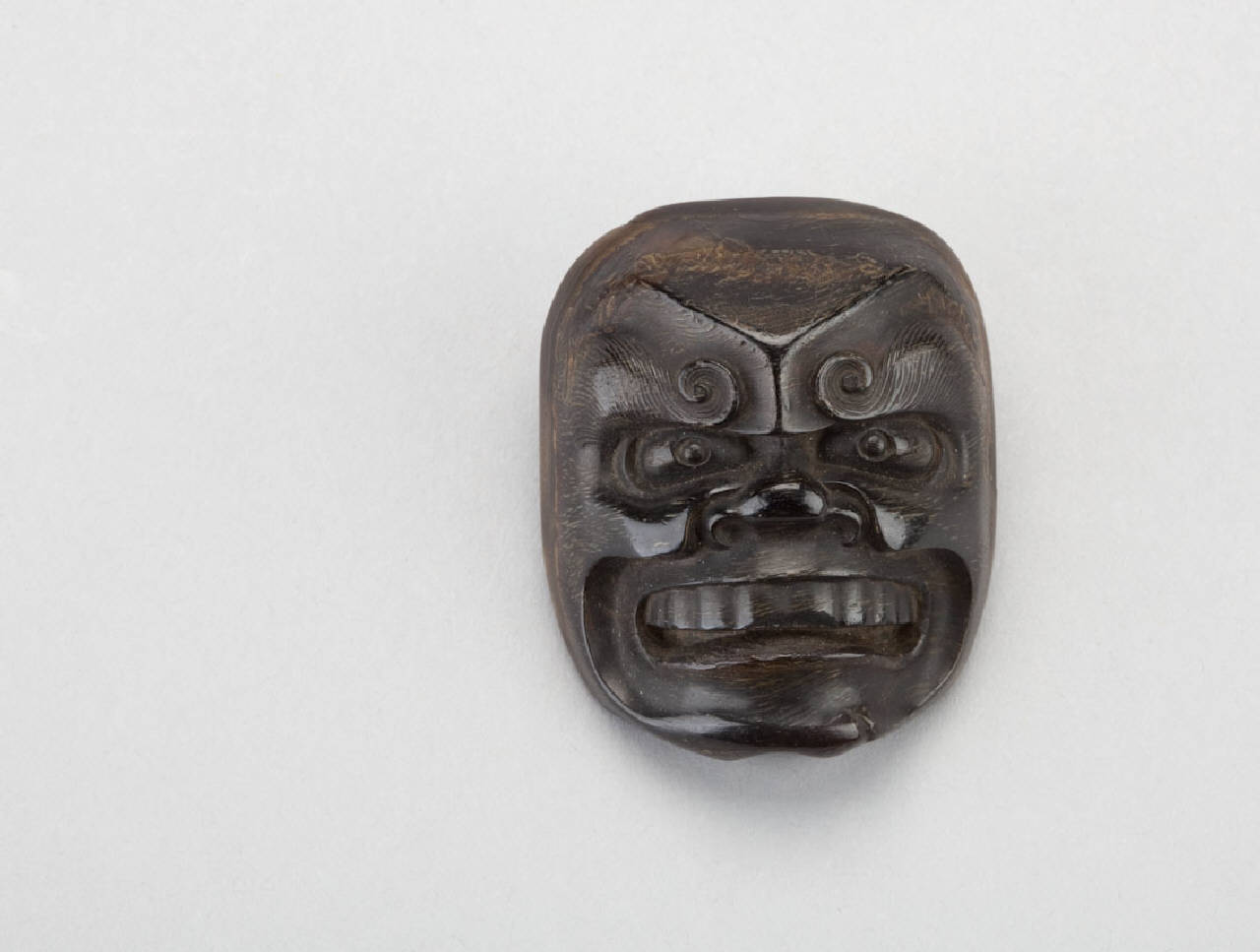 maschera (netsuke) - manifattura giapponese (sec. XIX)