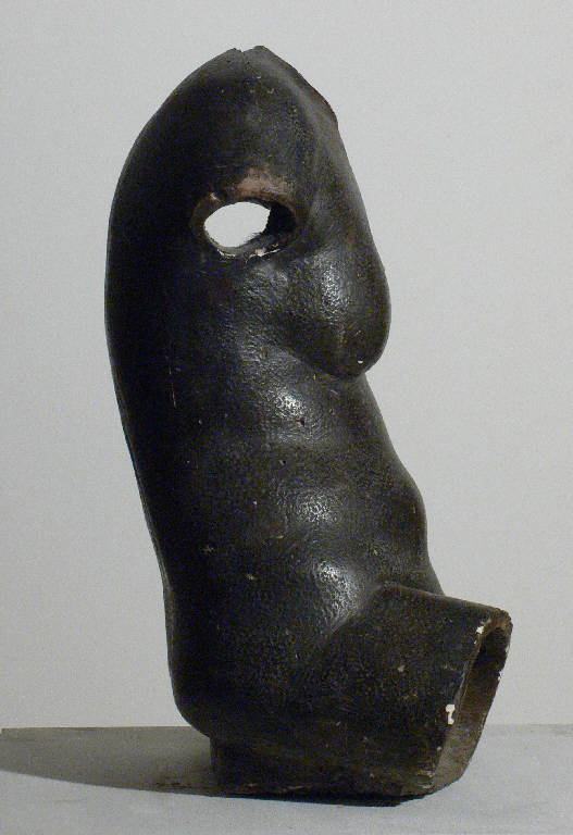 Torso femminile, FIGURA FEMMINILE (scultura) di Benevelli Giacomo (terzo quarto sec. XX)