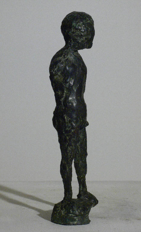Figura maschile, FIGURA MASCHILE (scultura) di Benevelli Giacomo (sec. XX)