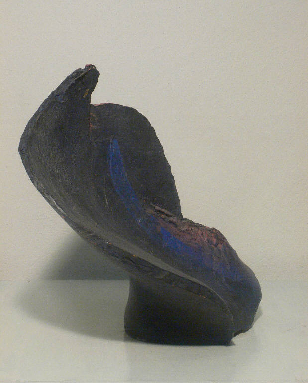 Seme, Astratto (scultura) di Benevelli Giacomo (ultimo quarto sec. XX)