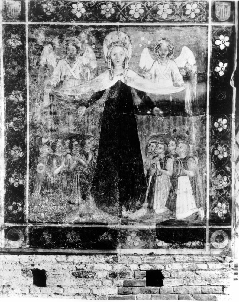 Madonna della Misericordia, Madonna della Misericordia (dipinto) di Pittore lombardo - ambito lombardo (terzo quarto sec. XV)