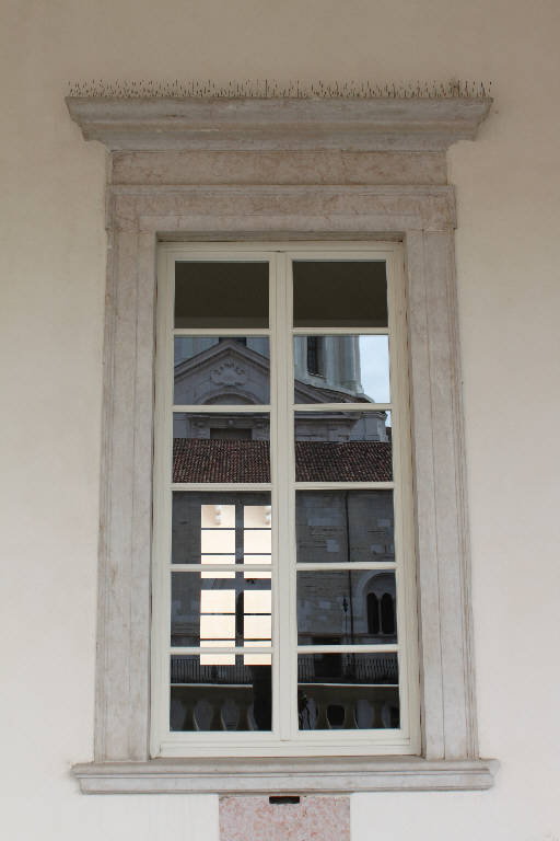 mostra di finestra di Longhena, Baldassarre (attribuito) (sec. XVII)