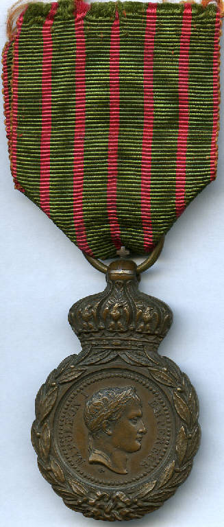 Medaglia di Sant'Elena (Medaglia commemorativa delle campagne napoleoniche), Napoleone I; iscrizione (decorazione militare) - produzione (sec. XVIII)