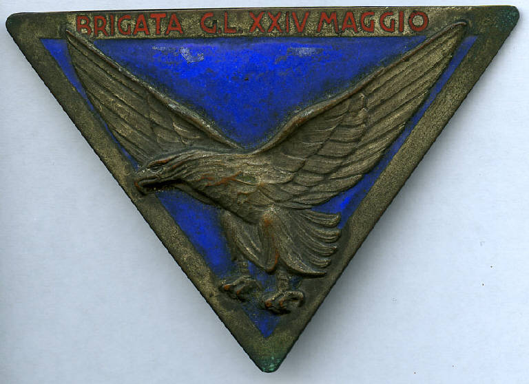 Distintivo della brigata partigiana Giustizia e Libertà banda 24 maggio, aquila (distintivo) (sec. XX)