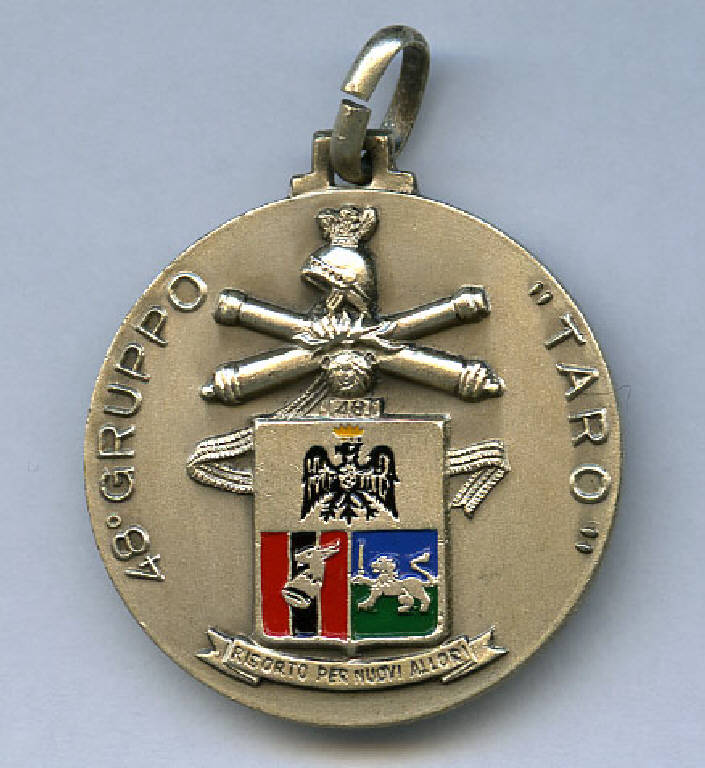 Medaglia 48° reggimento artiglieria 'Taro', crest 48° reggimento artiglieria 'Taro'; scudo (medaglia) (sec. XX)