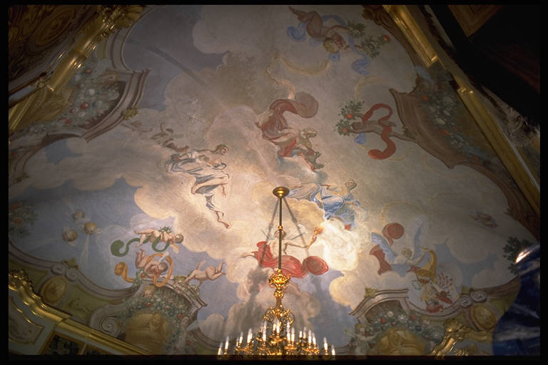 GIOVE E GIUNONE (soffitto dipinto) di Vandi, Carlo (sec. XVIII)