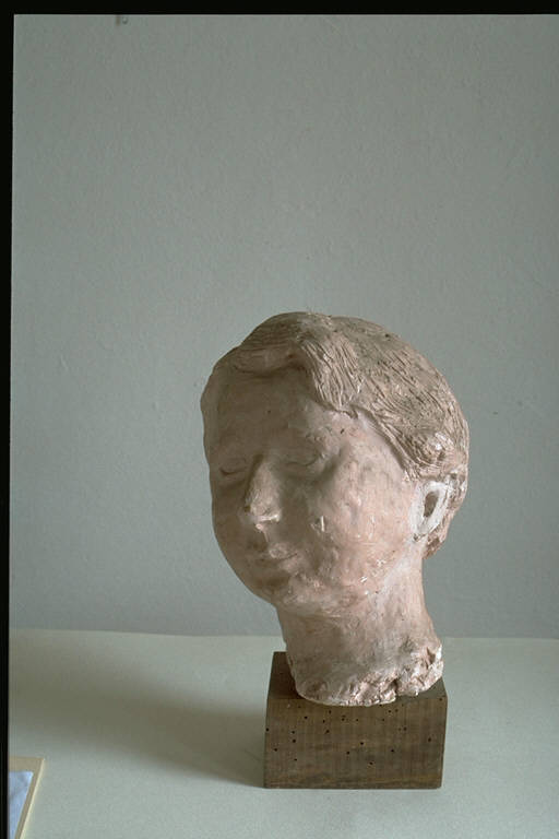 Testa di giovane donna, Testa di giovane donna (scultura) di Bortolotti, Timo (secondo quarto sec. XX)