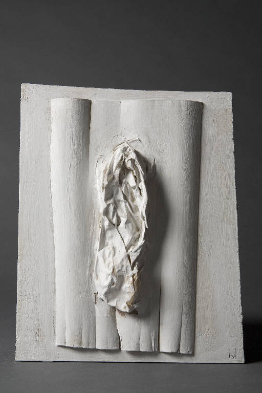 FORMA BIANCA - SPAZIO MISTICO (rilievo/ forma bianca) di Ruggeri Costantino - ambito lombardo (metà sec. XX)