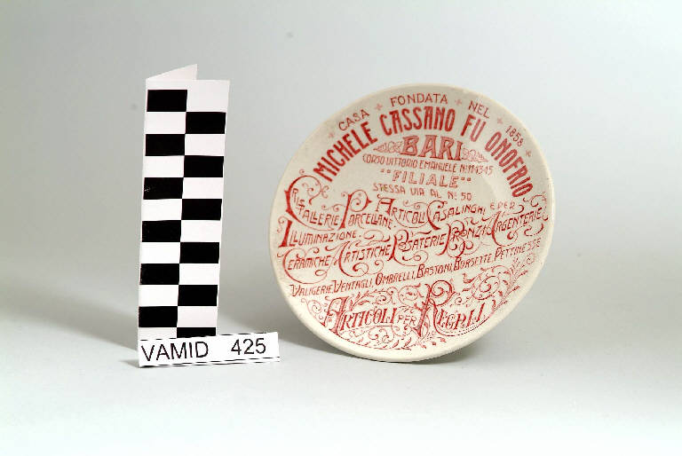 piatto di Società Ceramica Italiana Laveno (sec. XX)