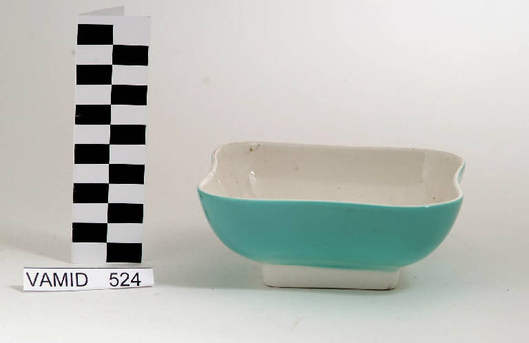 posacenere di Società Ceramica Revelli (metà sec. XX)