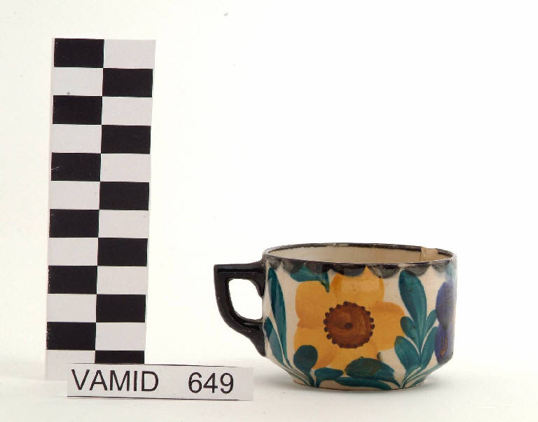 Fiori (tazza da caffè) di Società Ceramica Italiana Laveno (sec. XX)