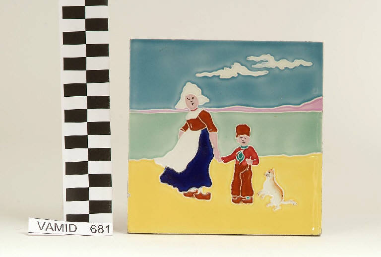 Donna olandese con bambino e cane (piastrella) di Società Ceramica Italiana Laveno (metà sec. XX)