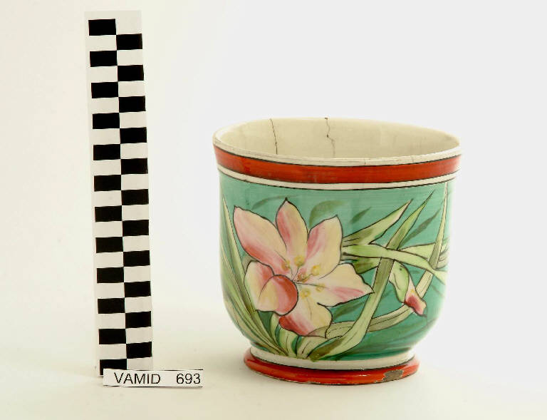 Fiori (vaso) di Società Ceramica Revelli (primo quarto sec. XX)