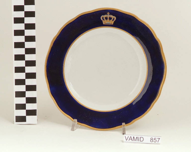 piatto da frutta di Società Ceramica Italiana Laveno (sec. XX)