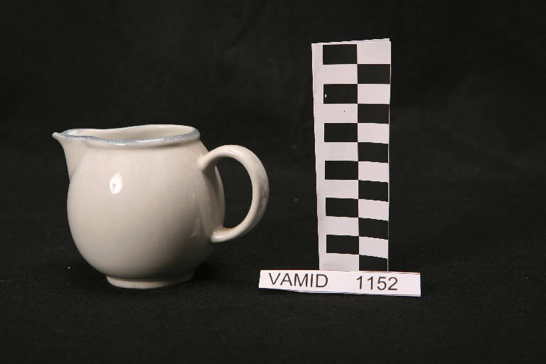 lattiera di Società Ceramica Richard Ginori (sec. XX)