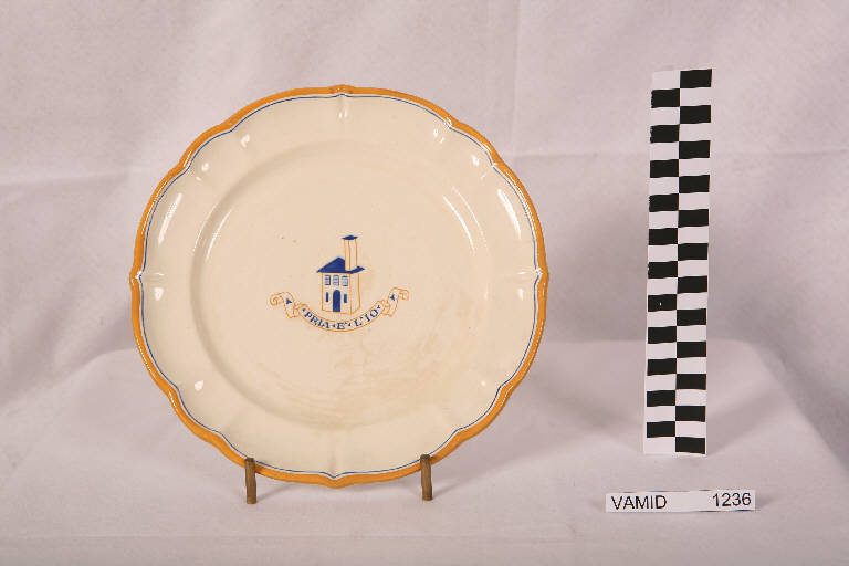 piatto piano di Società Ceramica Italiana Laveno; Portaluppi Piero (sec. XX)