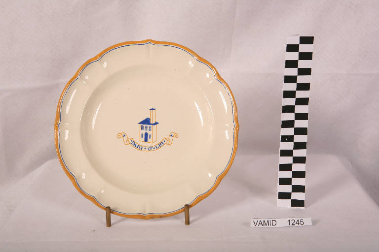 piatto fondo di Società Ceramica Italiana Laveno; Portaluppi Piero (sec. XX)