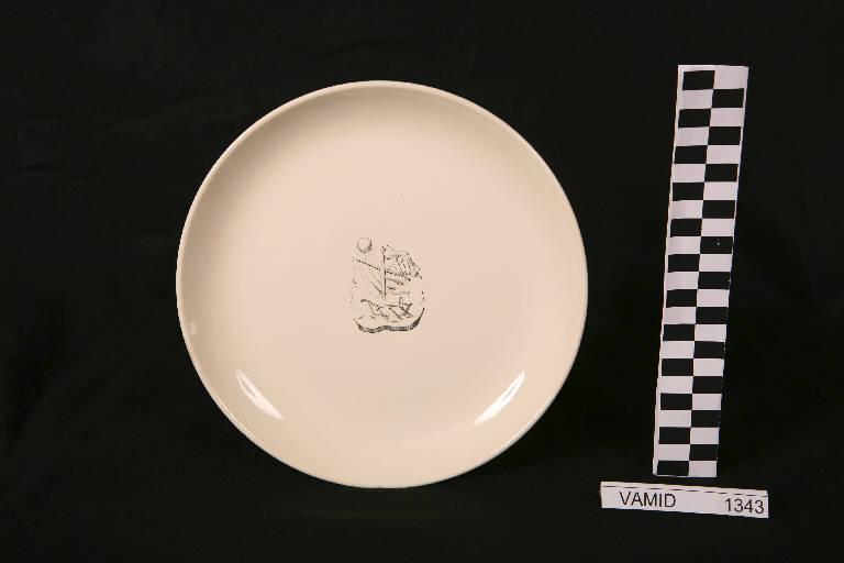 paesaggio marino (piatto piano) di Società Ceramica Italiana Laveno (metà sec. XX)