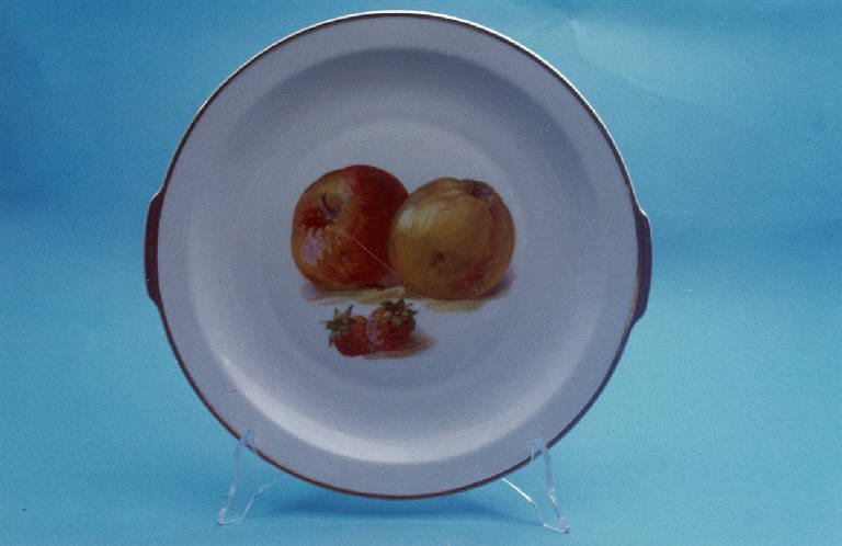 Mele e fragole (piatto da portata) di Società Ceramica del Verbano (metà sec. XX)