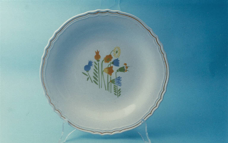 Motivi decorativi floreali (piatto da portata) di Società Ceramica Italiana Laveno (metà sec. XX)
