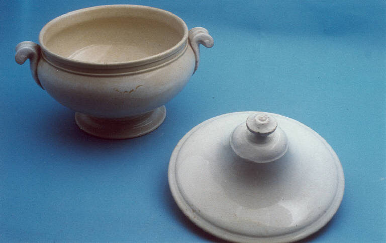 zuppiera di Società Ceramica Italiana Laveno (inizio sec. XX)
