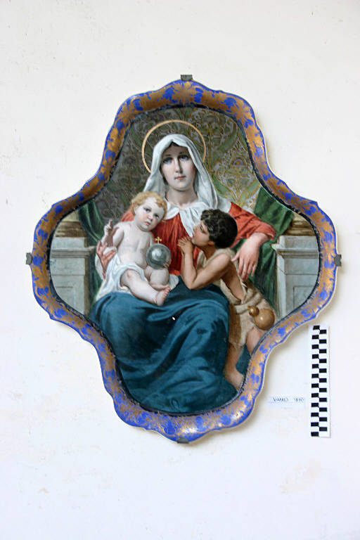 Madonna con Bambino e san Giovannino (piatto) di Focosi; Società Ceramica Italiana Laveno (sec. XX)