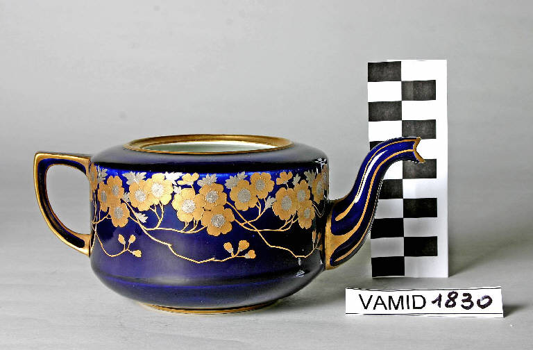 teiera di Società Ceramica Italiana Laveno (fine/inizio secc. XIX/ XX)