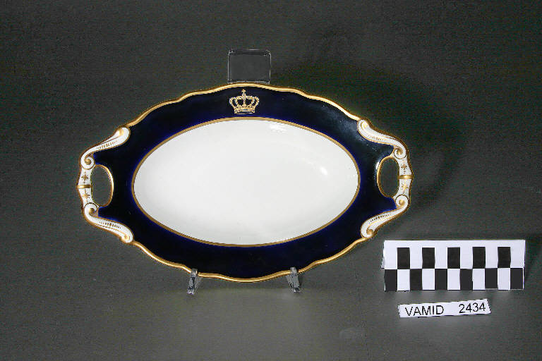 vassoio di Società Ceramica Italiana Laveno (sec. XX)