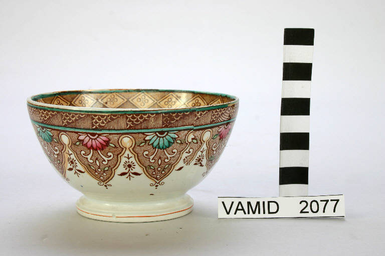 ciotola di Società Ceramica Italiana Laveno (sec. XIX)