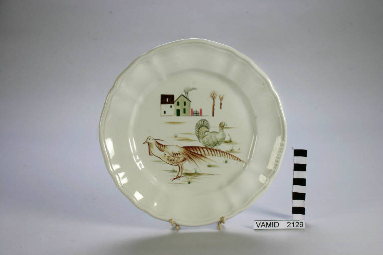 Fagiano e tacchino (piatto piano) di Società Ceramica Richard Ginori; Tamburini Rosetta (sec. XX||sec. XX)
