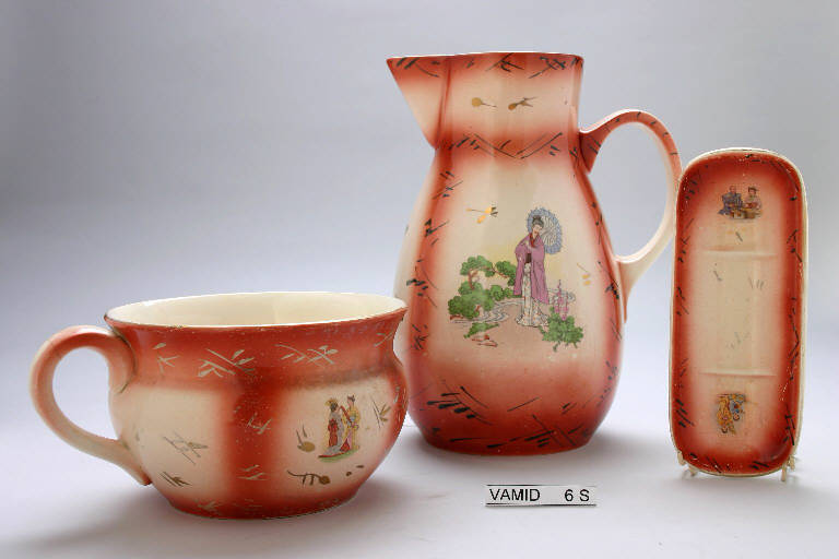 Scene giapponesi (servizio igienico da camera) di Società Ceramica Italiana Laveno (inizio sec. XX)