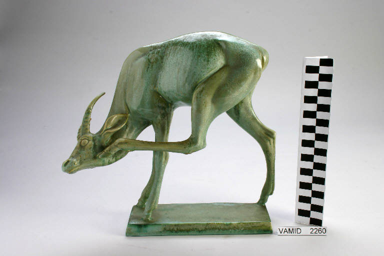 Antilope (scultura) di Tofanari Sirio; Società Ceramica Italiana Laveno (sec. XX)