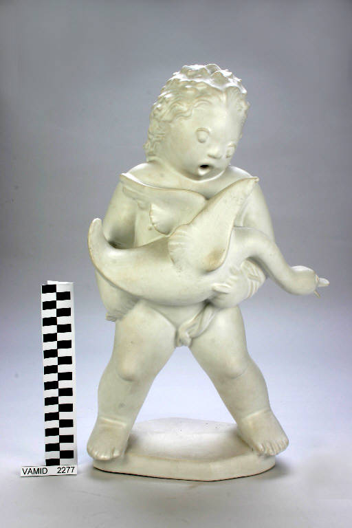 Putto con oca (statua) di Biancini Angelo; Società Ceramica Italiana Laveno (sec. XX)