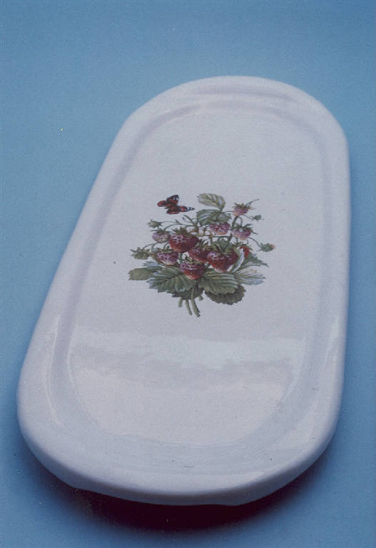 Fragole e farfalla (vassoio) di Ceramiche Pareschi (ultimo quarto sec. XX)
