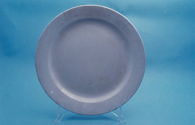piatto piano di Società Ceramica Revelli (primo quarto sec. XX)