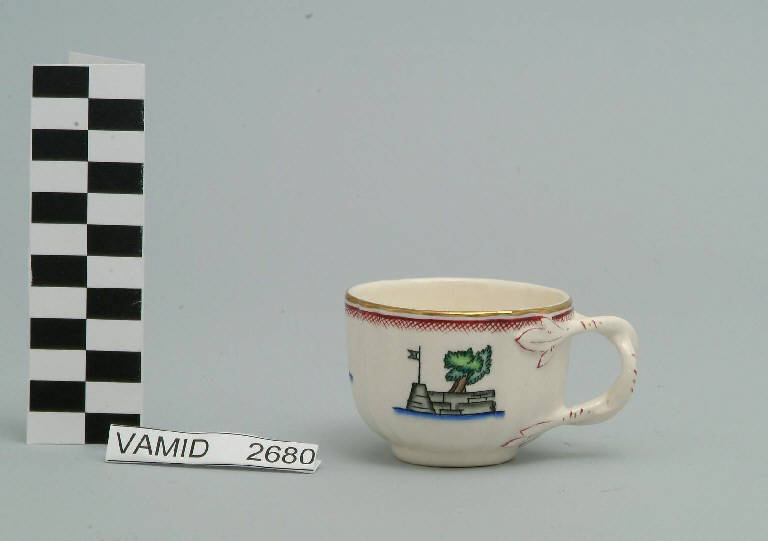 Veduta ed elementi caratteristici del Lago Maggiore (tazza da caffè) di Andlovitz Guido; Società Ceramica Italiana Laveno (sec. XX)